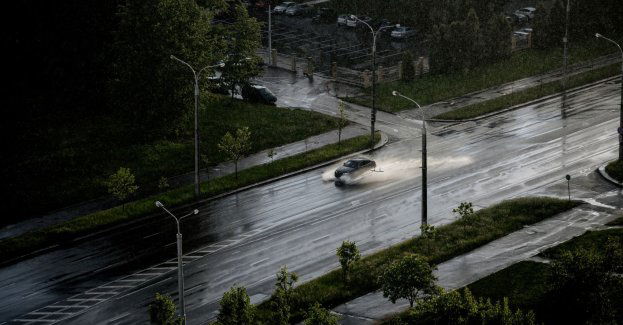 Ulewne opady; zamknięta podtopiona zakopianka