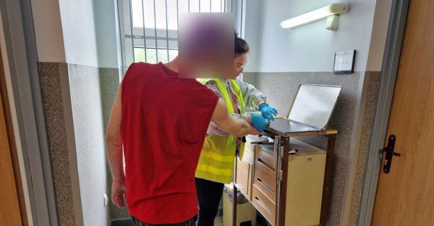 Policjanci zatrzymali sprawcę uszkodzenia pojazdu