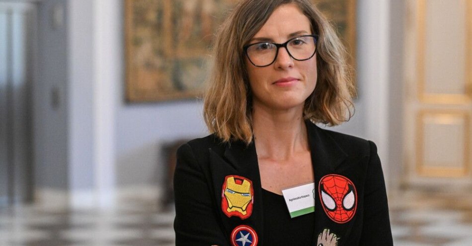 zdjęcie: Nauczycielka Roku 2025: narzędzia cyfrowe mocno wpływają na uczniów / Warszawa, 07.10.2025. Agnieszka Kopacz otrzymała nagrodę w kategorii 