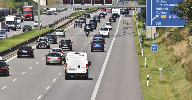 Kilkanaście aut uszkodzonych na S7. Przewróciły się elementy ostrzegawcze na jezdni