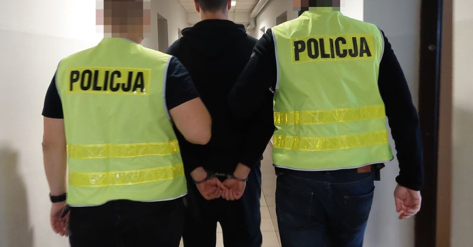 zdjęcie: Poszukiwany listem gończym zatrzymany po próbie ucieczki przez okno / fot. KMP Chełm