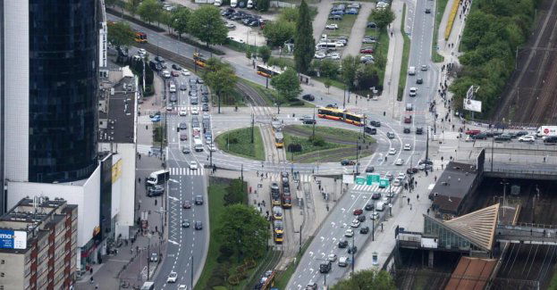 Od soboty kolejny etap remontu placu Zawiszy, tramwaje nie będą kursowały Al. Jerozolimskimi