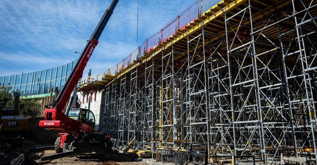 Rośnie południowy wiadukt Trasy Łazienkowskiej