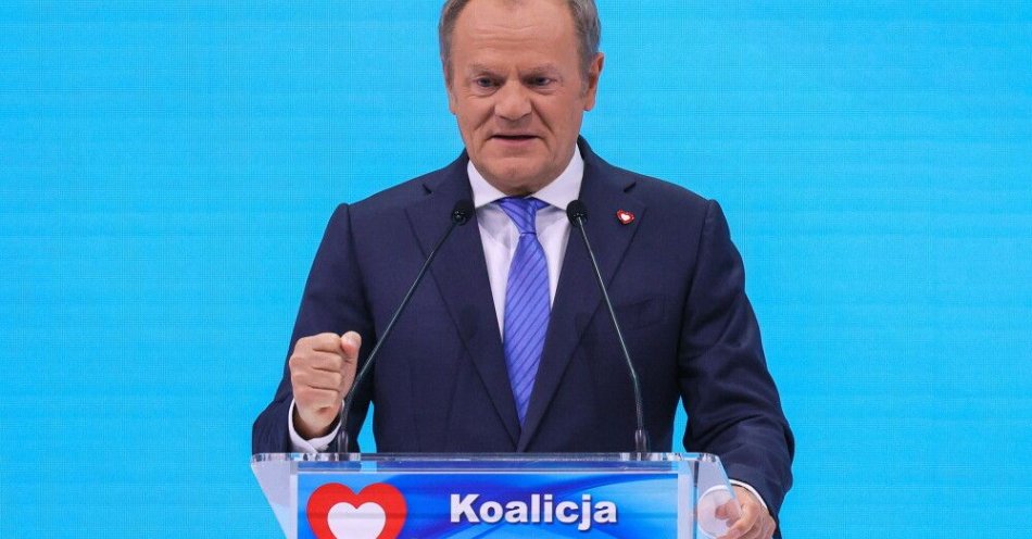 zdjęcie: Politycy KO: przywództwo Donalda Tuska w Koalicji Obywatelskiej wydaje się niepodważalne / Warszawa, 25.10.2025. Premier Donald Tusk przemawia na konwencji krajowej Platformy Obywatelskiej w ATM Studio w Warszawie, 25 bm. Podczas wydarzenia szef rządu ogłosił zjednoczenie PO z Nowoczesną i Inicjatywą Polską pod nazwą Koalicja Obywatelska.