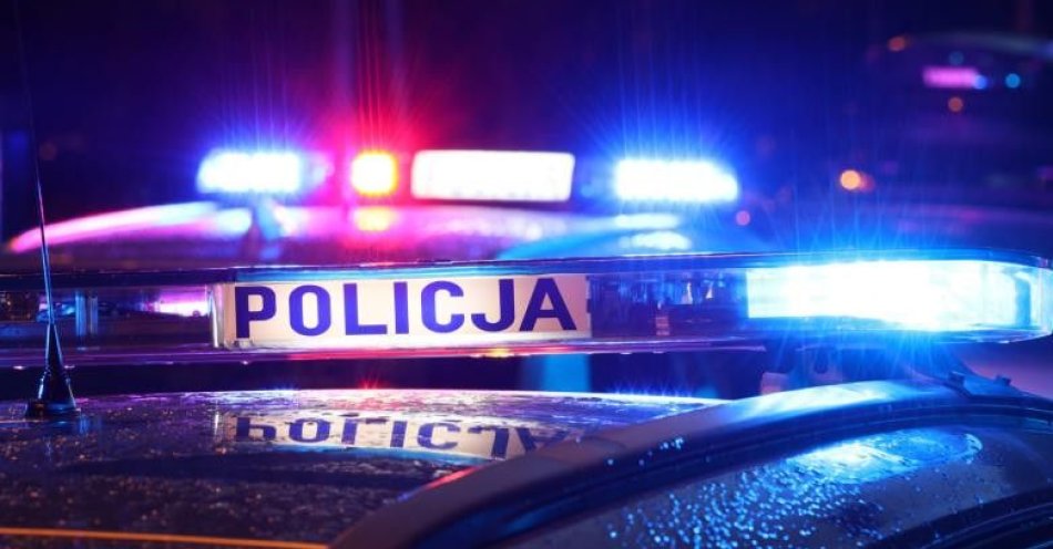 zdjęcie: Pijany kierowca w Łasku zatrzymany przez policję po spalonej żarówce / fot. KPP w Łasku