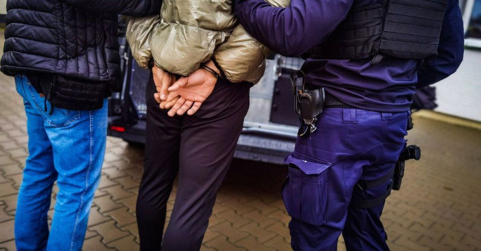 zdjęcie: W Siemiatyczach zatrzymano poszukiwanego w wieku 28 lat / fot. KPP Siemiatycze