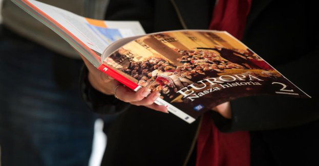 MEN dopuściło do użytku szkolnego ostatnią część podręcznika "Europa. Nasza historia"