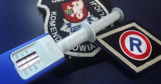 Dozór dla 27 – latka za jazdę na zakazie, niezatrzymanie się do kontroli drogowej…a w tle jego poszukiwany kuzyn, który trafił do aresztu na 257 dni