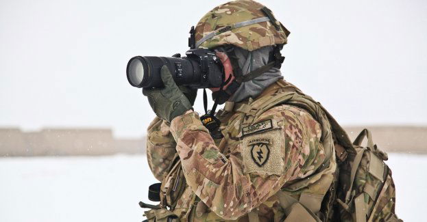 Oszust podawał się za fotografa wojennego, 60-latka straciła 100 tys. zł