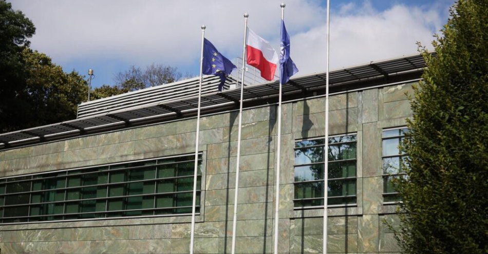 zdjęcie: BBN przywróciło raport Państwowej Komisji ds. badania wpływów rosyjskich / Warszawa, 10.09.2025. Biuro Bezpieczeństwa Narodowego w Warszawie, gdzie 10 bm. odbyła się konferencji prasowa w związku z nocnym naruszeniem polskiej przestrzeni powietrznej przez rosyjskie drony. (ls/mgut) PAP/Leszek Szymański