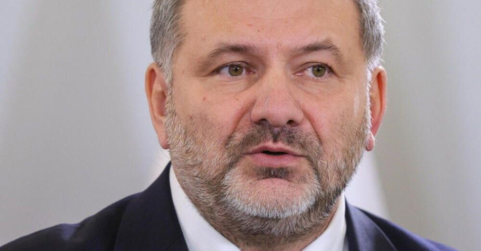 zdjęcie: Żurek: przyjrzymy się sprawie kierowcy Forda z Warszawy, który prowokował kolizje / Warszawa, 26.01.2026. Minister sprawiedliwości Waldemar Żurek podczas konferencji w Ministerstwie Sprawiedliwości w Warszawie, 26 bm. Tematem konferencji jest prezentacja wyników lustracji postępowań dotyczących przypadków prowadzenia pojazdów mimo zakazu sądowego lub cofnięcia uprawnień. (rg/zkoc) PAP/Rafał Guz