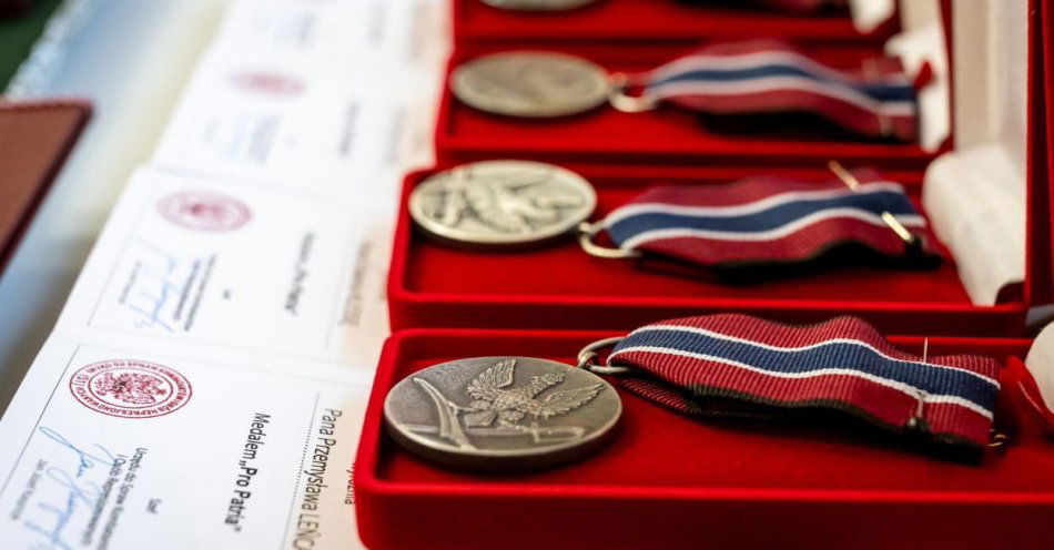 zdjęcie: Ogólnopolski Kongres Dekada Wyklętych w 95. rocznicę urodzin Danuty Siedzikówny Inki / fot. PAP