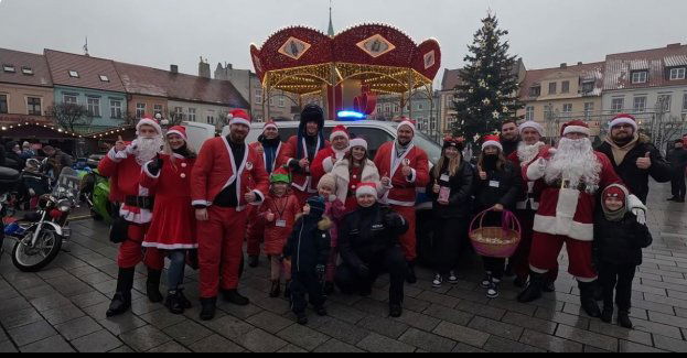 Policyjno-motocyklowy Mikołaj