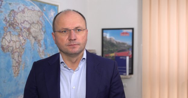 Rząd planuje podwójnie opodatkować e-papierosy. To zmusi palaczy do powrotu do tradycyjnych papierosów