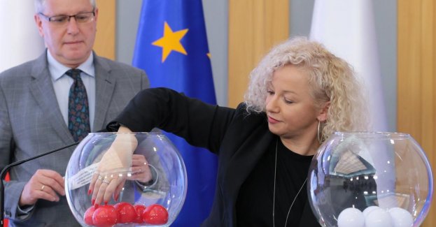 W PKW wylosowano numery list komitetów wyborczych