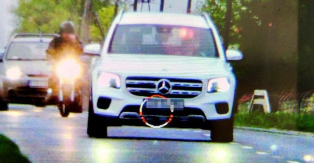 Jechał bez uprawnień ponad 100 km/h w obszarze zabudowanym
