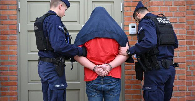Podejrzany o spowodowanie katastrofy na S7 pod dozorem policji; musi wpłacić 100 tys. zł poręczenia