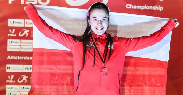 Magdalena Czyszczoń ze srebrnym medalem AMŚ w łyżwiarstwie szybkim