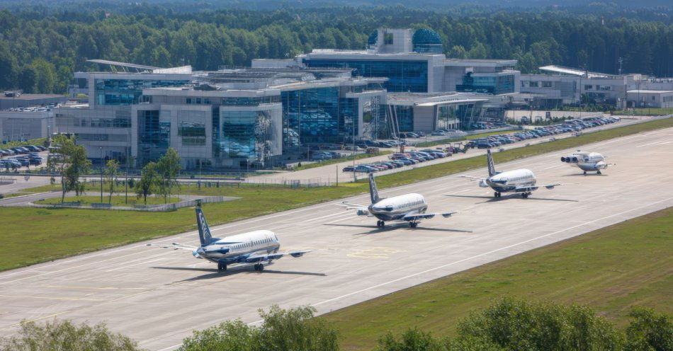 zdjęcie: Lotnisko Katowice rozbuduje i przeorganizuje terminal przylotowy