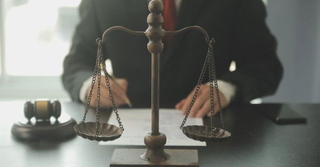 Proces oskarżonego m.in. o nakłanianie do zabójstwa prokuratora i adwokata