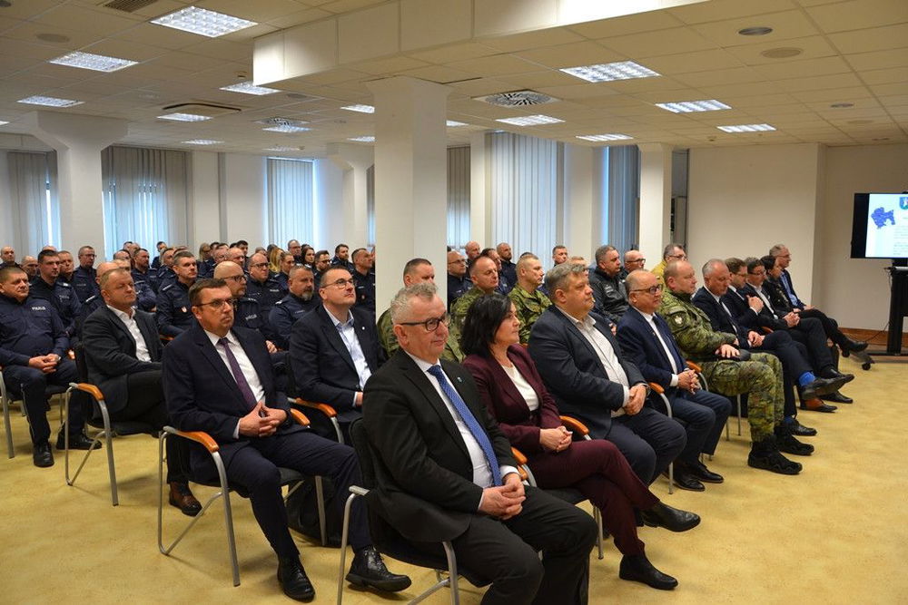 zdjęcie: Sądecka Policja podsumowała 2025 rok i plany na 2026 / fot. KMP w Nowym Sączu