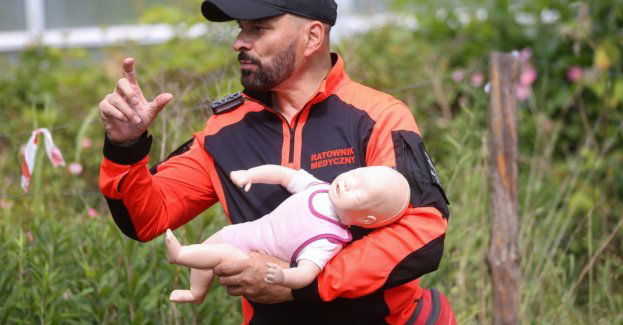 Przez 2 lata ratownicy mogą wykonywać zawód na podstawie dyplomu
