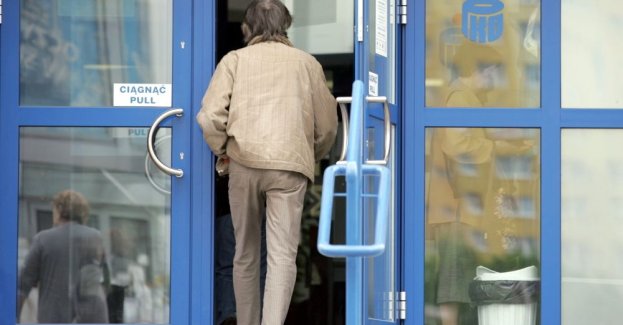 Polacy wolą brać pożyczki ze wsparciem człowieka niż AI