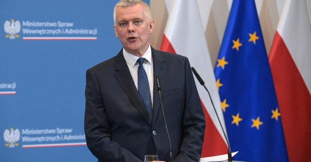 Szef MSWiA podpisał rozporządzenie w sprawie utworzenia tzw. strefy buforowej