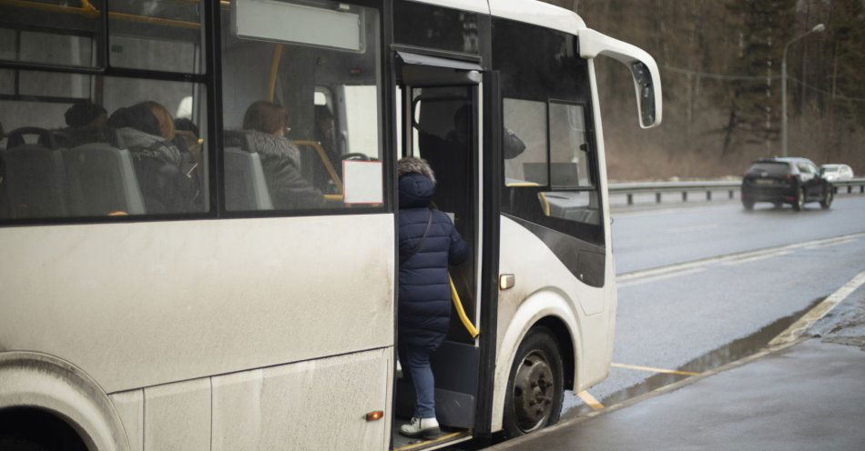 zdjęcie: Pięć autobusów z floty MPK przekazanych do ukraińskiego miasta Sumy / v51454371