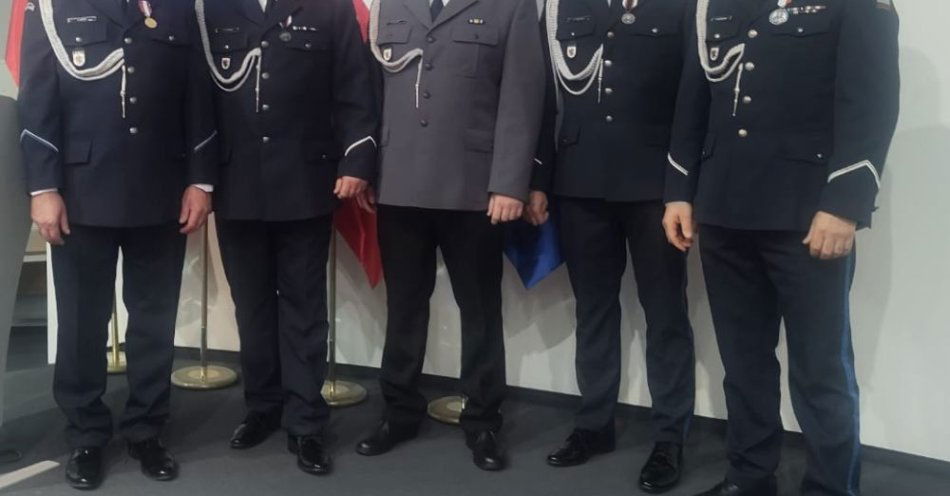 zdjęcie: Święto Niepodległości: odznaczenia dla policjantów z Inowrocławia / fot. KPP Inowrocław