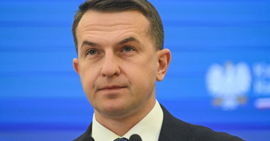 zdjęcie: Rzecznik rządu: bezpieczeństwo i polityka zagraniczna tematami spotkania Tusk-Nawrocki / Warszawa, 07.01.2026. Rzecznik rządu Adam Szłapka podczas konferencji prasowej w siedzibie KPRM w Warszawie, 7 bm. Zakończyło się posiedzenie Rady Ministrów na którym zajęto się m.in. projektem stanowiska Rady Ministrów wobec poselskiego projektu ustawy o odpolitycznieniu spółek państwowych autorstwa klubu Polska 2050. (sko) PAP/Marcin Obara