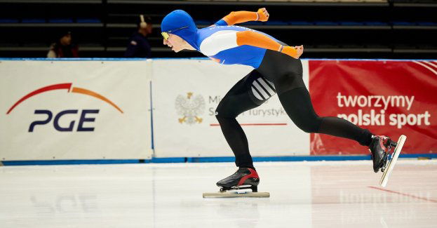 Utalentowana młodzież z medalami podczas łyżwiarskich MP na dystansach w Tomaszowie Mazowieckim