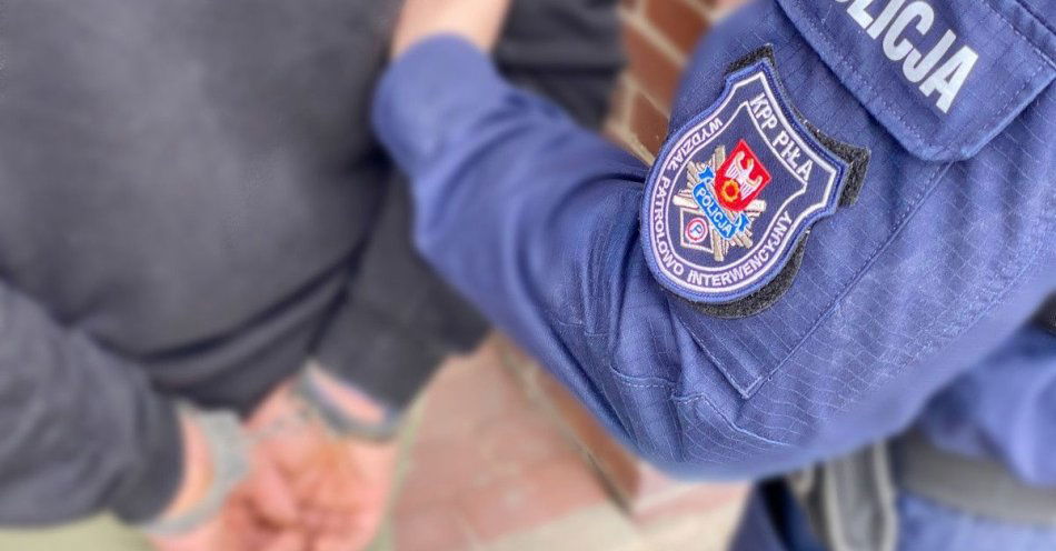 zdjęcie: Mężczyzna z Piły aresztowany po zgłoszeniu przemocy domowej / fot. KPP Piła