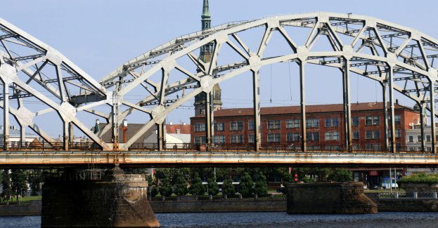 Od piątku zamknięty most Siennicki; powodem jest zły stan techniczny