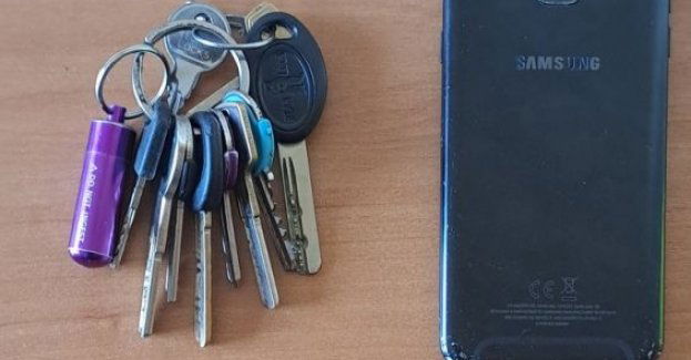 Poszukujemy właścicieli smartfonów i kluczy