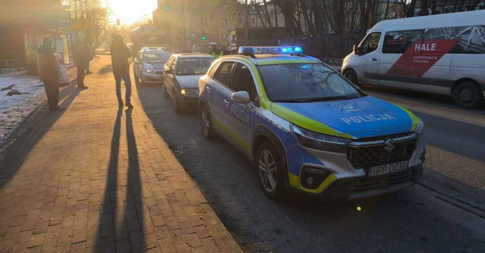 zdjęcie: Policjant po służbie zatrzymał nietrzeźwego kierowcę w Dąbrowie / fot. KMP w Dąbrowie Górniczej