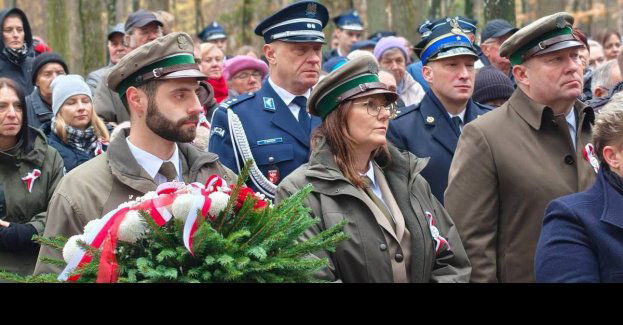 Policja uczciła 107. rocznicę odzyskania niepodległości