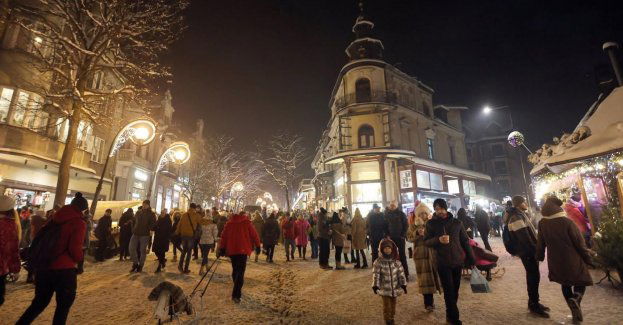 Hotele wypełniają się na okres świąteczno-noworoczny