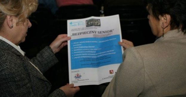 Oddała oszustom ponad 280 tysięcy złotych