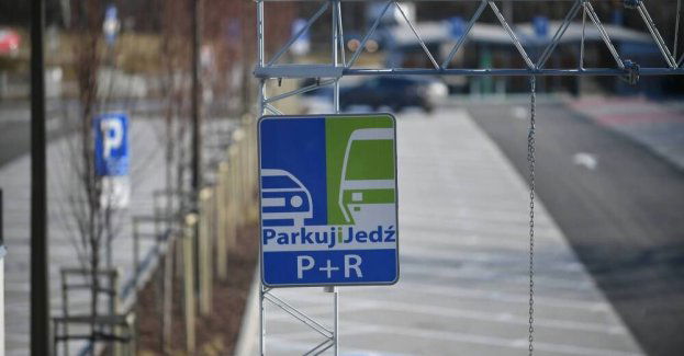 Podpisano umowę na projekt i budowę parkingu P+R w Rembertowie