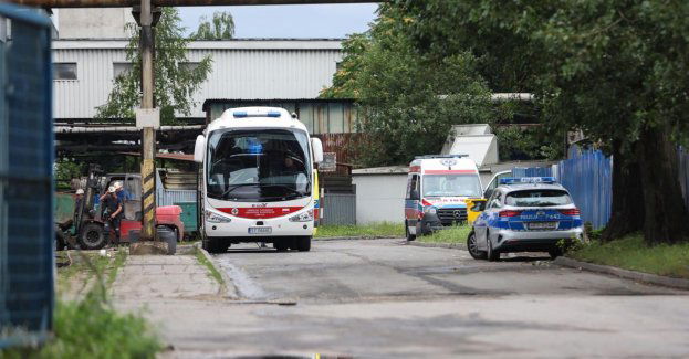 Najbardziej poszkodowany górnik z Bielszowic jest w ciężkim stanie