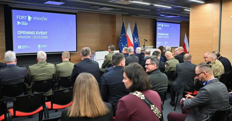 zdjęcie: W Krakowie otwarto oddział akceleratora innowacji obronnych NATO / Kraków, 22.01.2026. Oficjalne otwarcie polskiego akceleratora FORT KRAKÓW - DIANA Accelerator Poland w ramach sieci NATO DIANA (Defence Innovation Accelerator for the North Atlantic), 22 bm. na terenie Krakowskiego Parku Technologicznego. (as/zkoc) PAP/Art Service