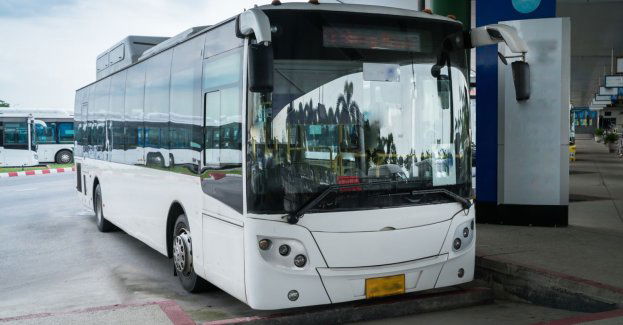 Prawie 60 mln zł dla samorządów na przewozy autobusowe
