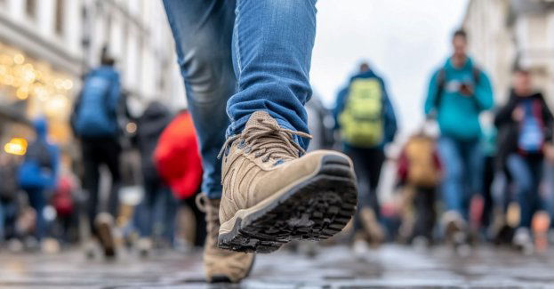 Stu pielgrzymów idzie na Jasną Górę