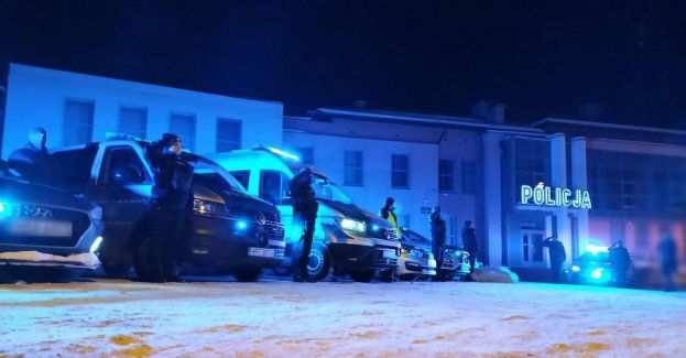 Policjanci oddali hołd zmarłym na służbie kolegom z Wrocławia