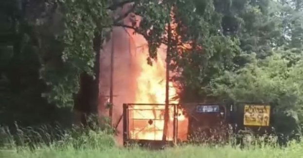 Wdarli się do cudzego domu, zaprószyli ogień i doprowadzili do pożaru - zostali zatrzymani i usłyszeli zarzuty