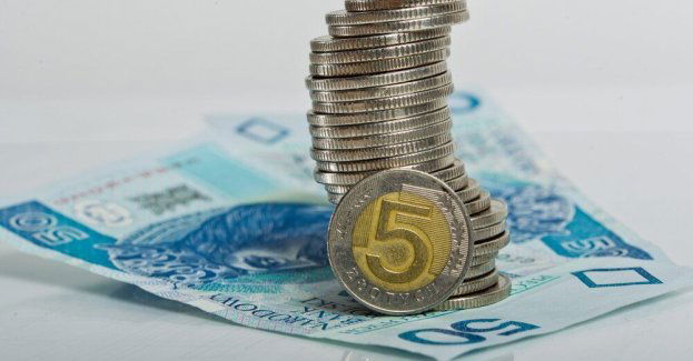 49 proc. Polaków przeniosło oszczędności do banku z korzystniejszą ofertą