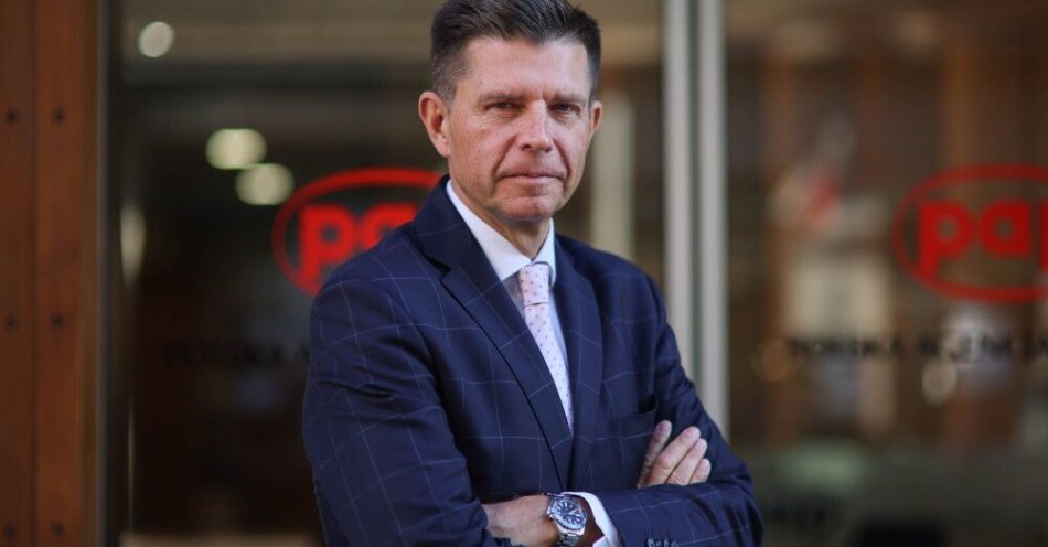 zdjęcie: Petru: jestem w stanie poprowadzić Polskę 2050 do sukcesu w wyborach / Warszawa, 20.10.2025. Poseł Polski 2050 Ryszard Petru przed siedzibą Polskiej Agencji Prasowej w Warszawie, 20 bm. Ryszard Petru był gościem Studia PAP. (sko) PAP/Leszek Szymański