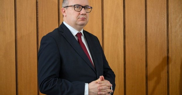W piątek zawiadomienia do ok. 30 osób podsłuchiwanych Pegasusem