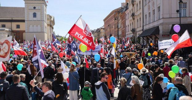 Z placu Zamkowego wyruszył Narodowy Marsz Życia